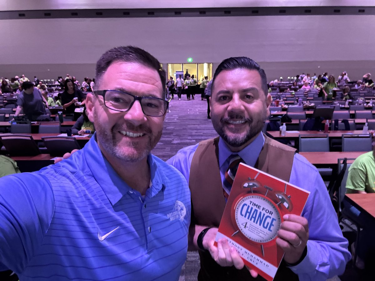 MrSmith_AP_BHS's tweet photo. Spent the past 3 days learning with other Bartlesville administrators and teacher leaders at the PLC at Work Summit in Tulsa.  Especially enjoyed keynotes and breakout sessions Dr. Anthony Muhammad and Dr. Luis Cruz.  Excellent start to the summer! https://t.co/V3MxM8GlDd