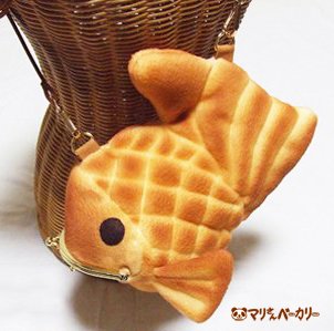 #三成殿のリポスト祭り
初めまして、こんにちはm(_ _)m 焼き色こんがりな布雑貨を手作りしている #マリさんベーカリー と申します。もみじ饅頭やカツサンド、餃子やたい焼きなどをバッグにしています。７月は東京でデザインフェスタに出店予定！どうぞよろしくお願いします🐼💕