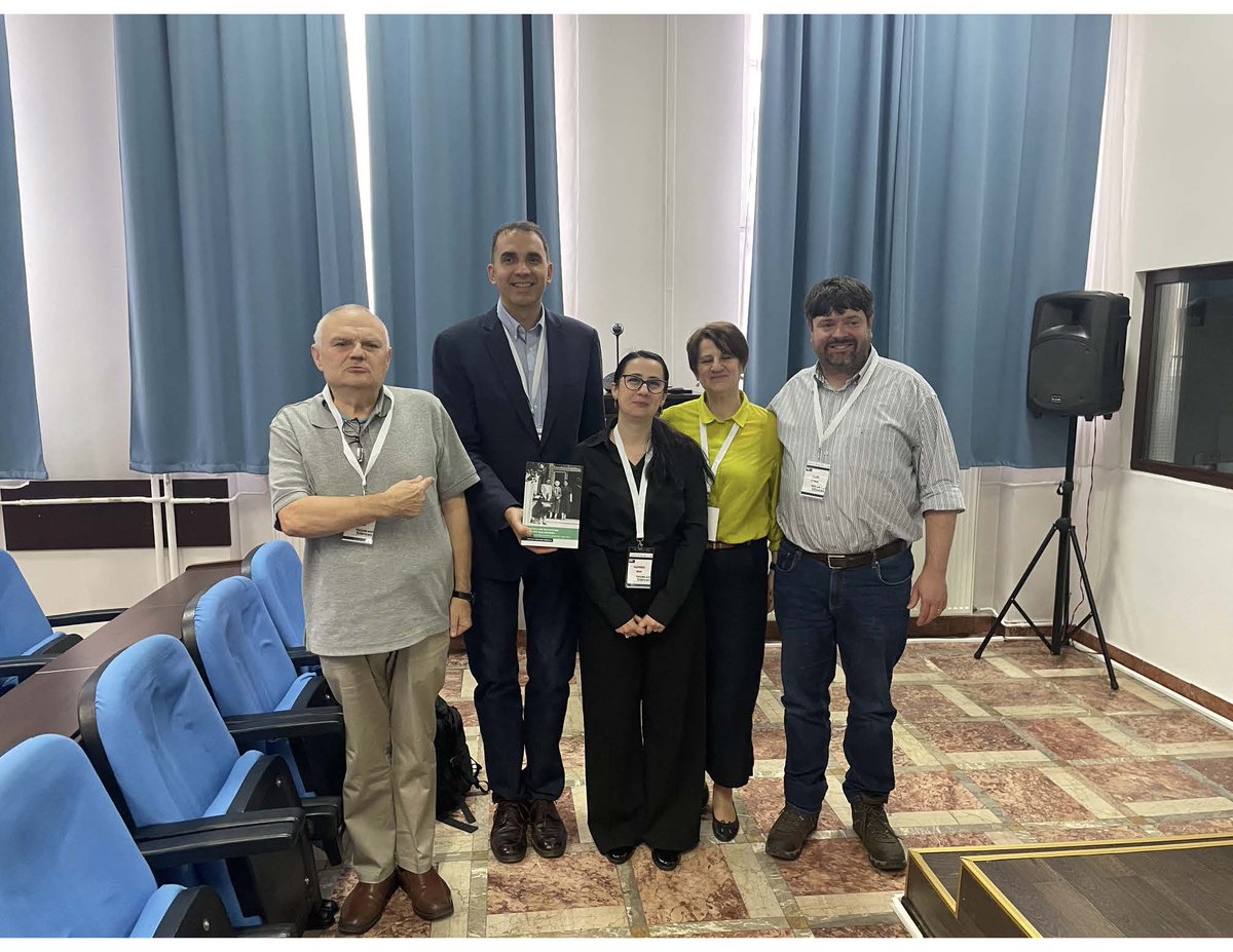 Happy to present my book "Justice and Restitution in Post-Nazi Romania: Rebuilding Jewish Lives and Communities, 1944-1950." at "Voices and Silences: 50 years of the SRS" conference! Many thanks to the organizers and co-panelists (V. Solonari, A. Filipovici, S. Suveica, R Clark!