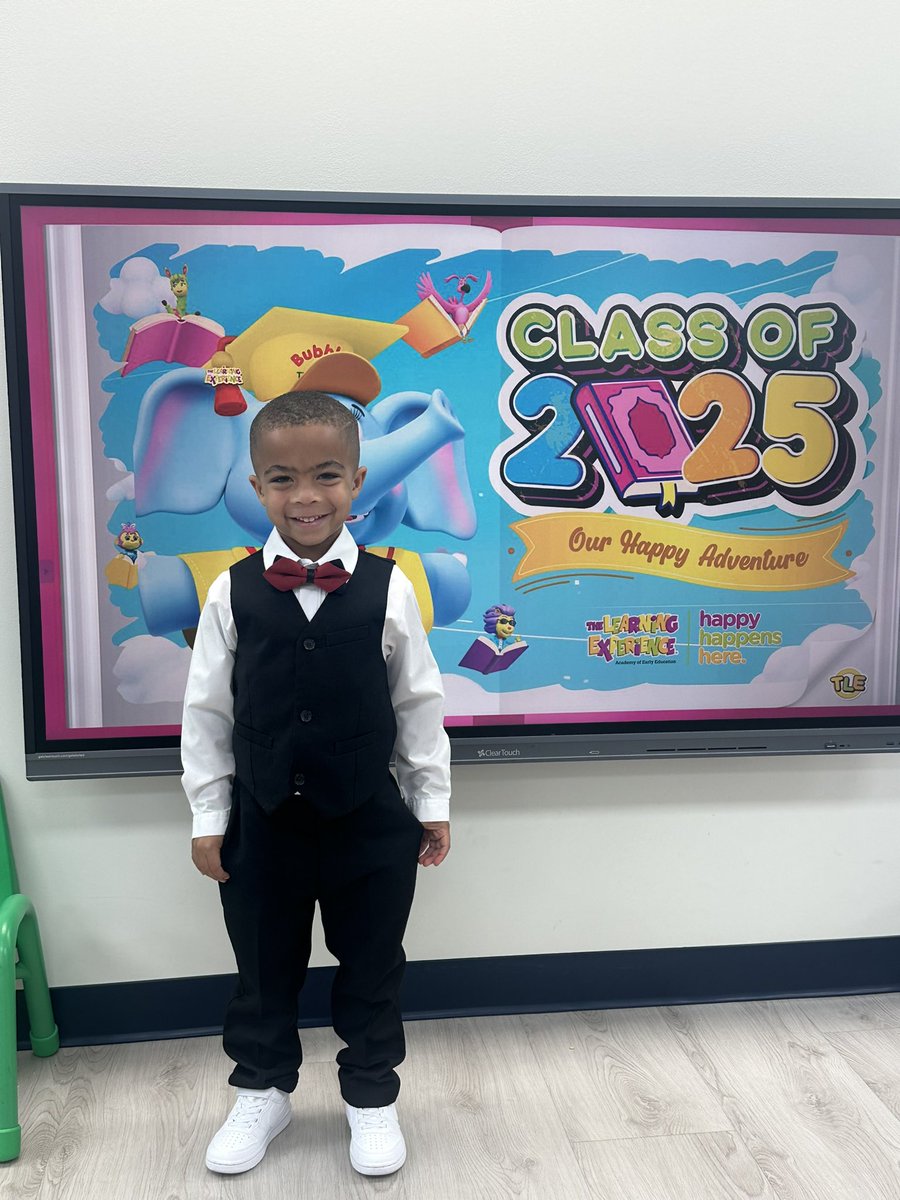 Jasma_Hayes's tweet photo. Congratulations to our boy for completing Preschool. He will soon start Dual Language PreK in FWISD 😃🥹 https://t.co/O876d3VH2T