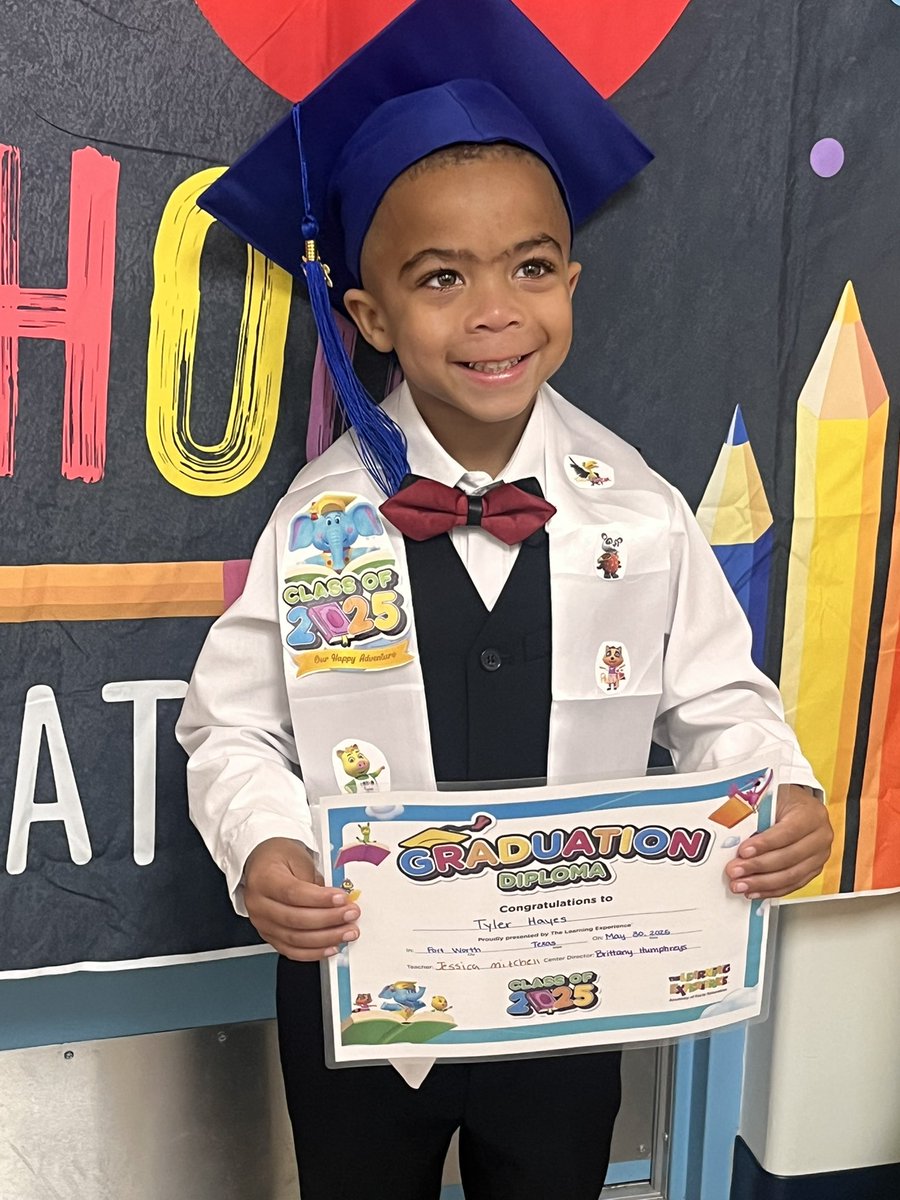 Jasma_Hayes's tweet photo. Congratulations to our boy for completing Preschool. He will soon start Dual Language PreK in FWISD 😃🥹 https://t.co/O876d3VH2T