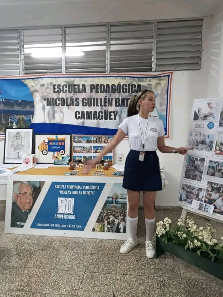 Escuelas Pedagógicas desarrollan encuentro de conocimientos y habilidades. La formación integral los futuros maestros es tarea de primer orden. <a href="/AlexisLorente74/">Alexis Lorente Jiménez</a> , <a href="/DeivyPrezMartn1/">Deivy Pérez Martín</a>,  <a href="/DiazCanelB/">Miguel Díaz-Canel Bermúdez</a> , <a href="/DrRobertoMOjeda/">Dr. Roberto Morales Ojeda</a> ,<a href="/naimatrujillob/">Naima Ariatne Trujillo Barreto</a>, #SanctiSpíritusEnMarcha