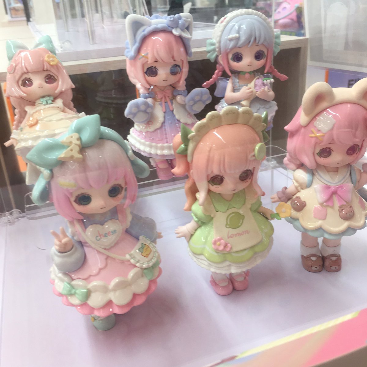 ヘルニャーショップに来ました😊💖 新入荷はサイモントイズ「リロロの