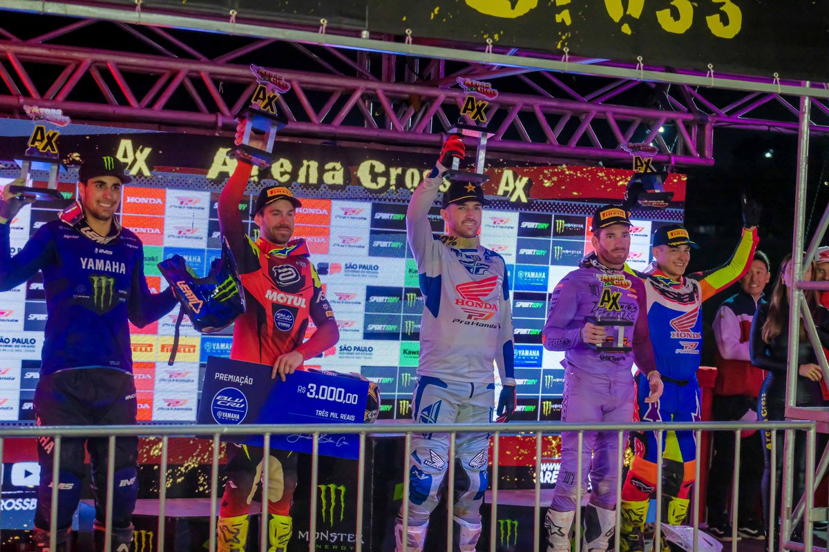 Dean Wilson (@deanwilson15) on Twitter photo 4 mum❤️🤞 1-1 Round 1 in 🇧🇷 Wins mean nothing family means everything✔️
<a href="/hondaracingbr/">Honda Racing Brasil</a> 4 mum❤️🤞 1-1 Round 1 in 🇧🇷 Wins mean nothing family means everything✔️
<a href="/hondaracingbr/">Honda Racing Brasil</a>