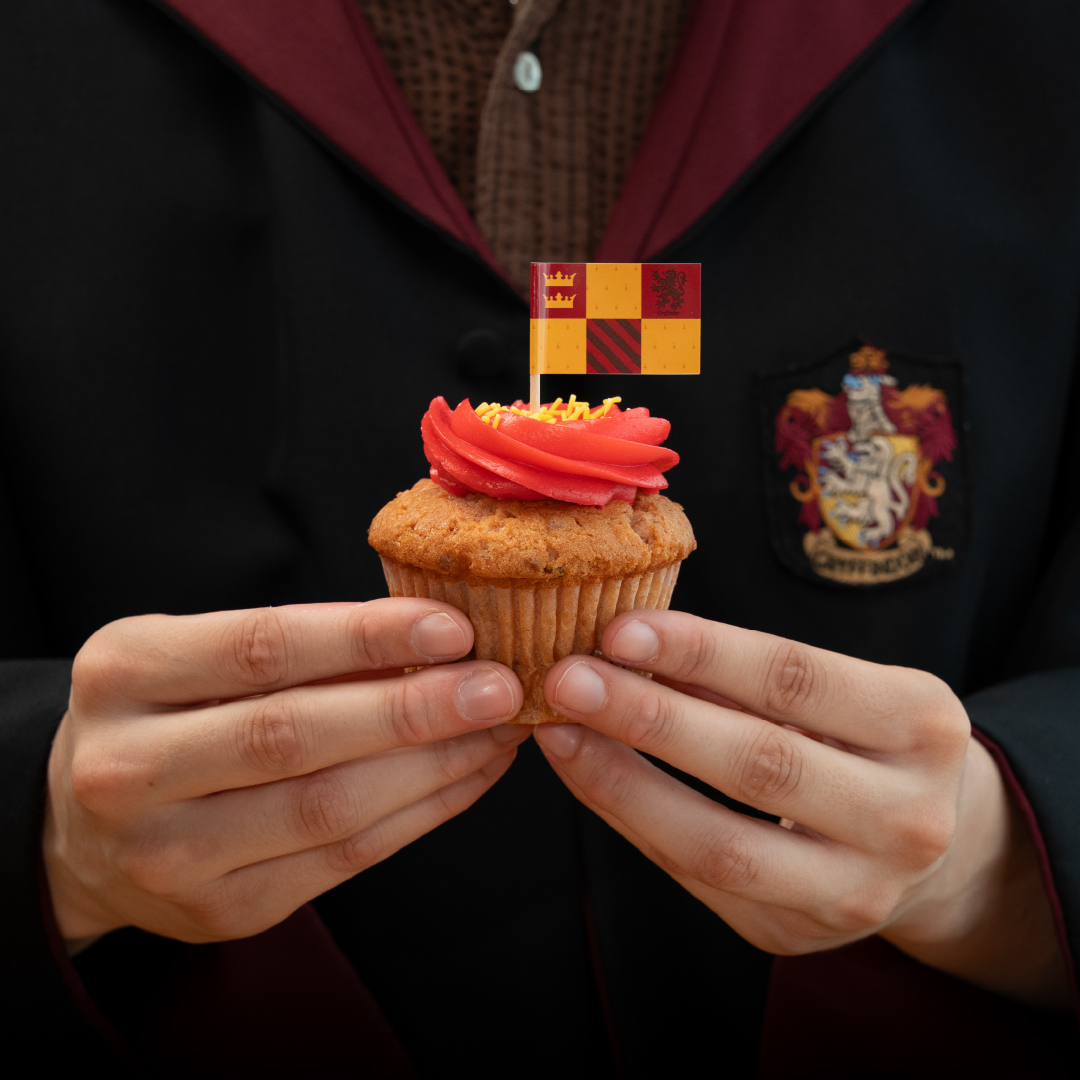 カップケーキ♡ スタジオツアー東京 では4寮のカップケーキをフロッグカフェで販売中