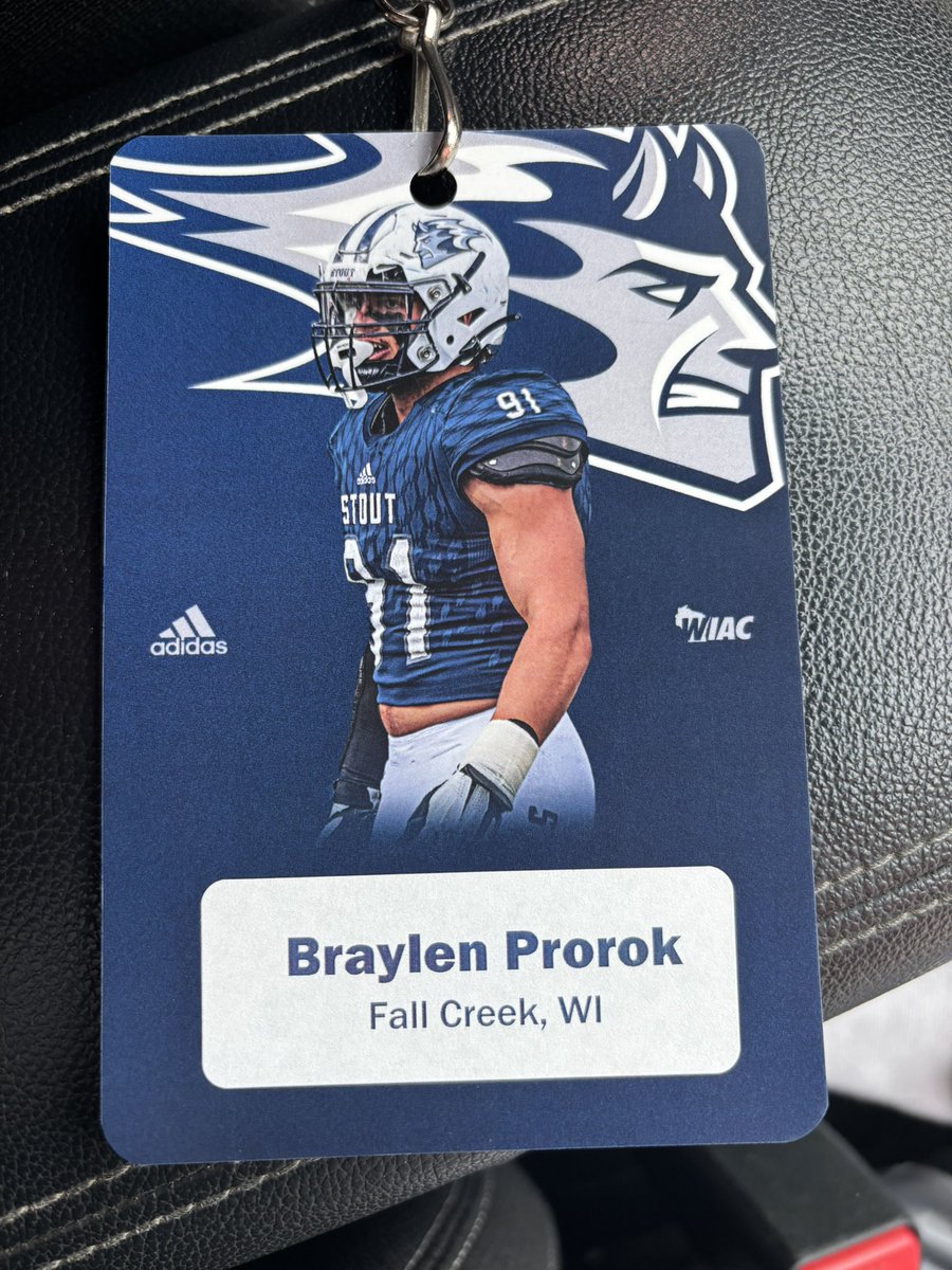 Big thank you to <a href="/NPesik81/">Nick Pesik</a> for the invite to the <a href="/UWStoutFootball/">UW-Stout Football</a> Junior Day today. Also would like to give a thanks to <a href="/BlueDevil_HC/">Clayt Birmingham</a> and the rest of the Stout coaching staff for amazing day. Lots of fun hopefully I’ll be back soon!!🔥🔥#KeepSwinging #Grind