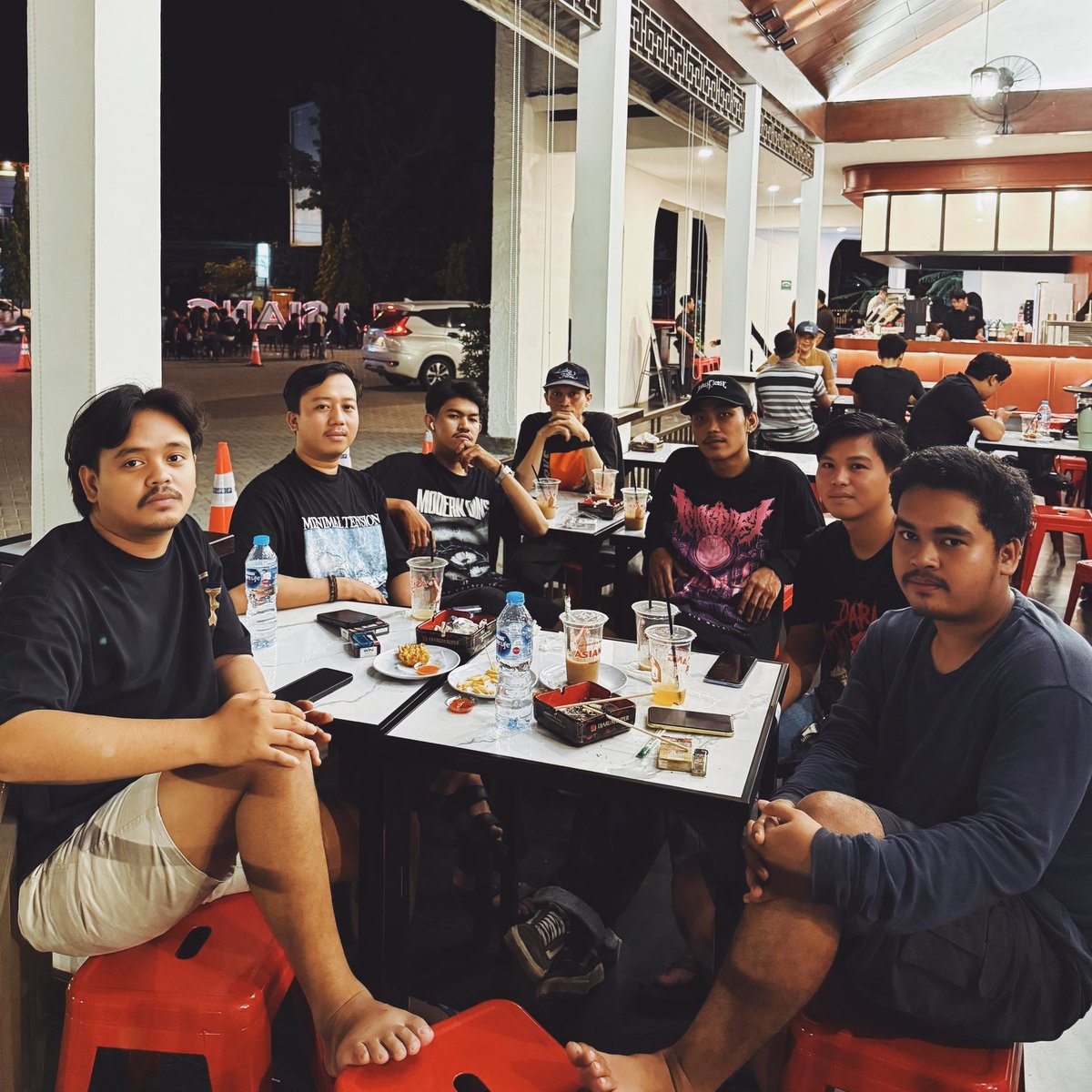 DION // ALDO (@__deathbois) on Twitter photo 