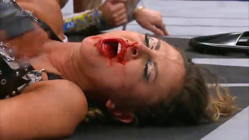malapert_smark's tweet photo. #AEW Dynamite May 28, 2025…

Link to 👍👎 REVIEW…
https://t.co/saEglPbsAm

👉This week’s #aewdynamite review is in!… Mercedes Moné &amp; Toni Storm had a very interesting face off… also, can Will Ospreay bring Swerve and Hangman together?!… ALL IN TEXAS, here we come!…

#MJF https://t.co/I5WnDk4inT