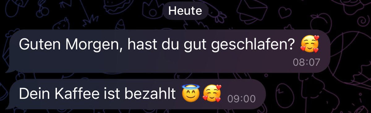 So geweckt zu werden, dass gefällt mir 😏💁‍♀️ , da sollten sich noch einige anschließen! ☕️🥞
Es gehts hier ums Prinzip, der Herrin eine Freude am Morgen zu bereiten &amp; nicht gleich eine Gucci Handtasche zu kaufen ( die ich natürlich nicht ablehnen würde🫨) !