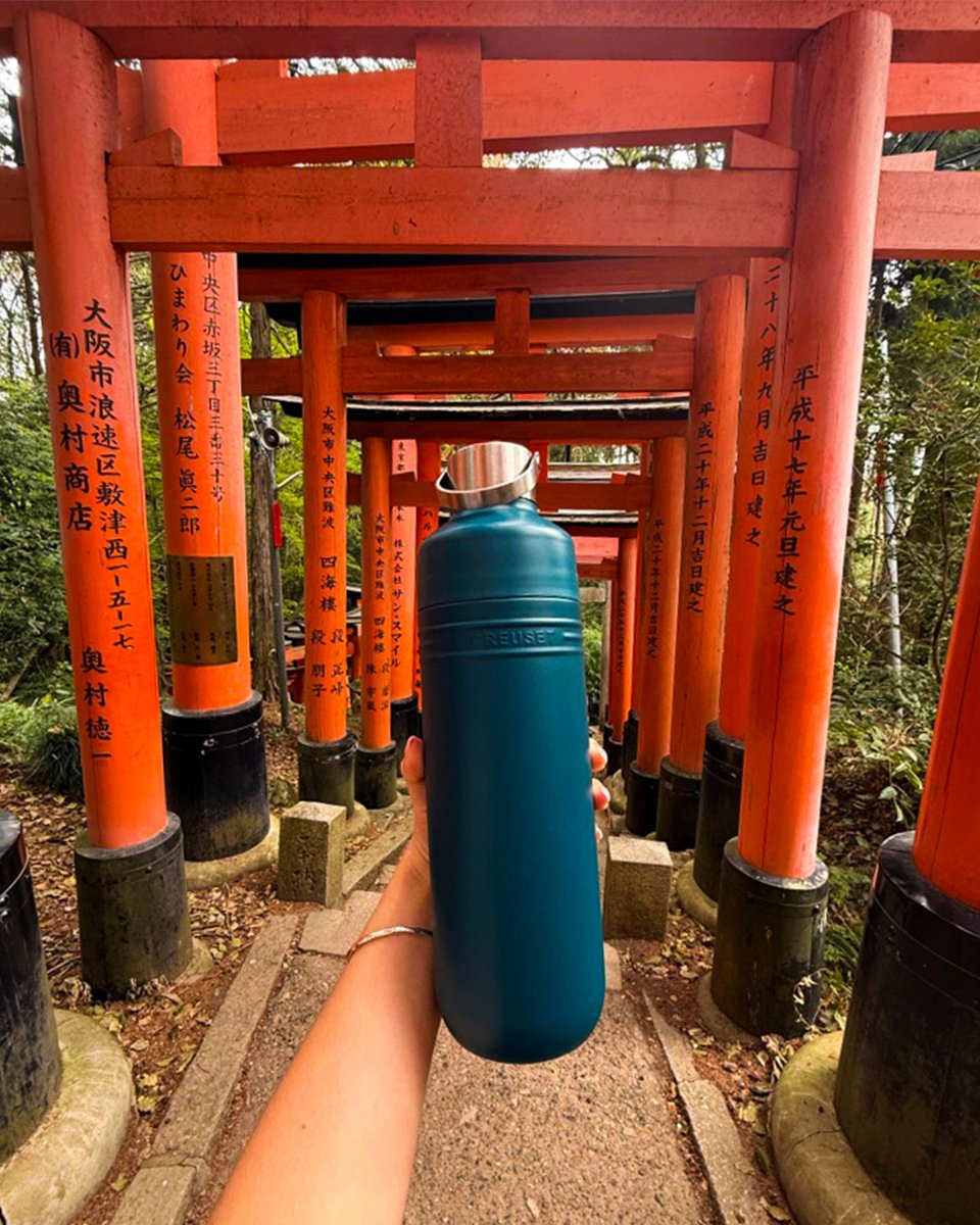 On The Go lets you move in colour - from the office to the gym, or on your favourite hiking trail. Available in an array of colours, find a shade that suits you.
