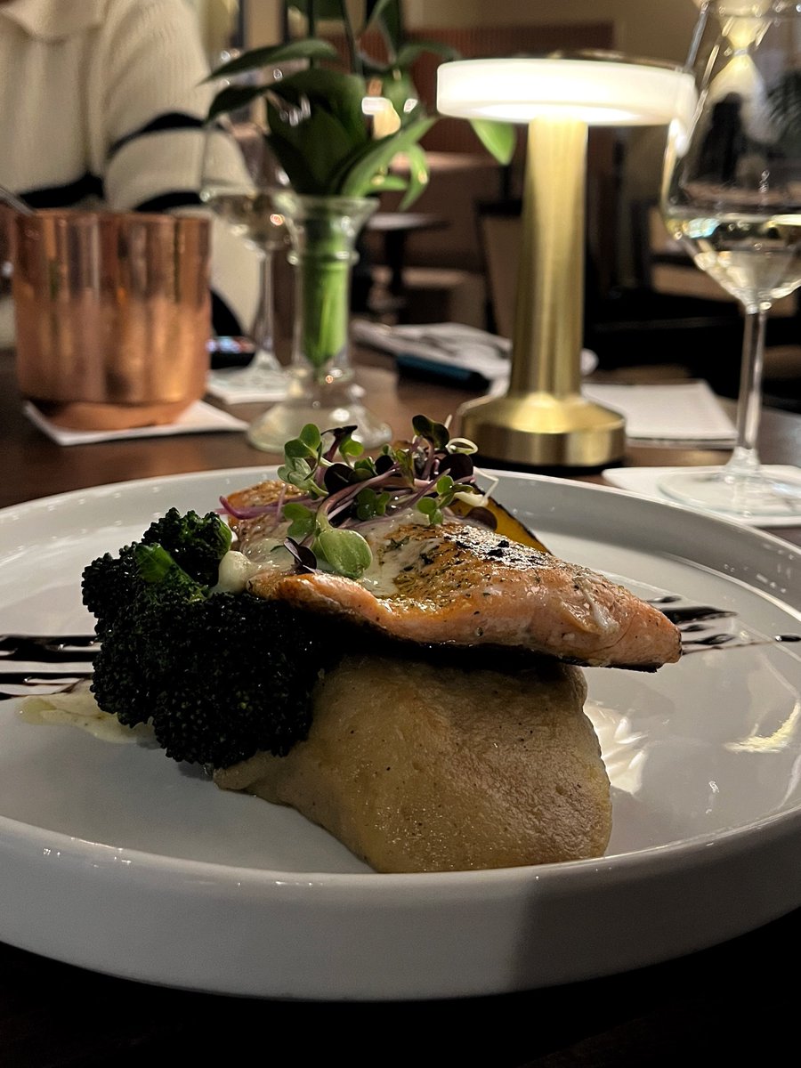 Sinenhlanhla tweet media