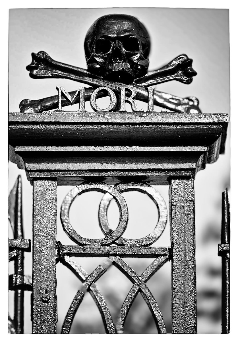 ~Requiescat in pace~
                &amp;
   Memento mori

<a href="/Gallery365photo/">Gallery365photo</a>
#Gallery365in2025
#Gallery365in2024DailyPrompt