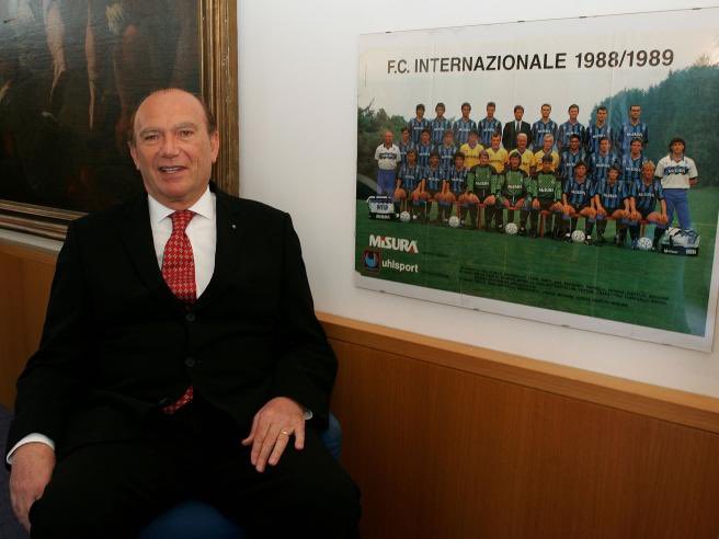 A 84 anni ci lascia Ernesto Pellegrini, storico presidente nerazzurro. 

L’Inter giocherà la finale di Champions contro il Psg con il lutto al braccio.

Buon viaggio pres.