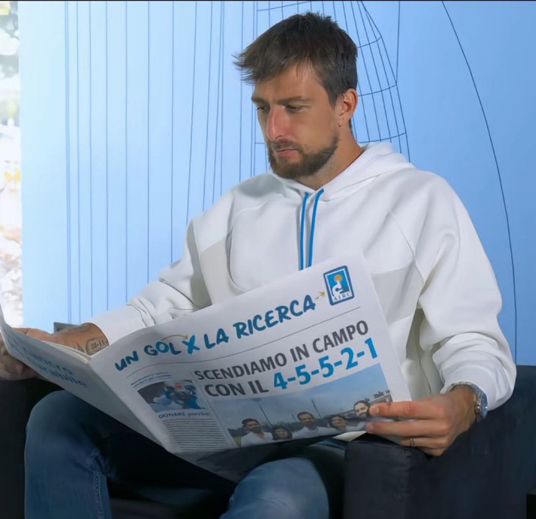 صباح الخير على آرق المدافعين 💙
اللي بعص موسم الثلاثية 
الراجل المحترم العسلية