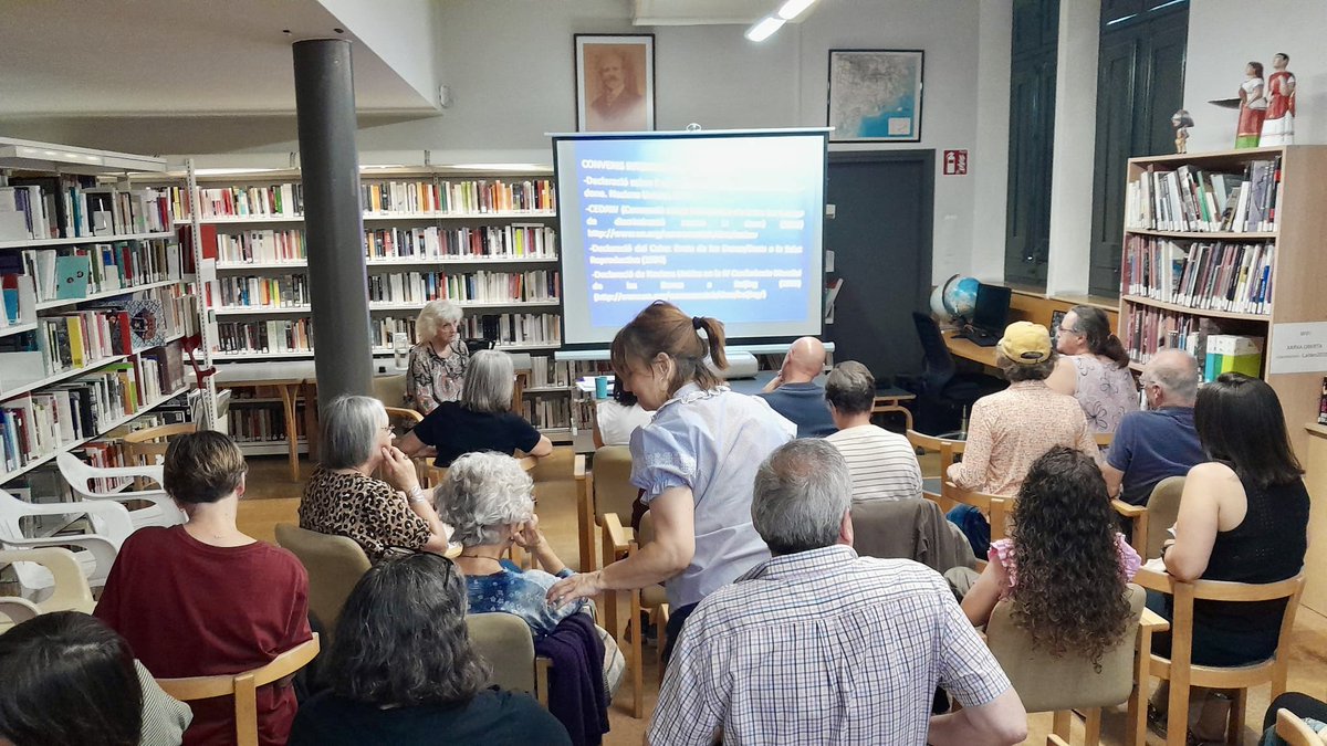 Caldes de Malavella (@ajcmalavella) on Twitter photo 📚✨ Ahir, vam tenir el privilegi d’assistir a una conferència molt especial a la <a href="/BiblioCaldes/">Biblioteca de Caldes de Malavella</a> amb la historiadora Mary Nash, veïna del poble i pionera en els estudis de gènere a Catalunya i a l’Estat espanyol. Gràcies Mary, per compartir el teu coneixement!
#CaldesdeMalavella 📚✨ Ahir, vam tenir el privilegi d’assistir a una conferència molt especial a la <a href="/BiblioCaldes/">Biblioteca de Caldes de Malavella</a> amb la historiadora Mary Nash, veïna del poble i pionera en els estudis de gènere a Catalunya i a l’Estat espanyol. Gràcies Mary, per compartir el teu coneixement!
#CaldesdeMalavella