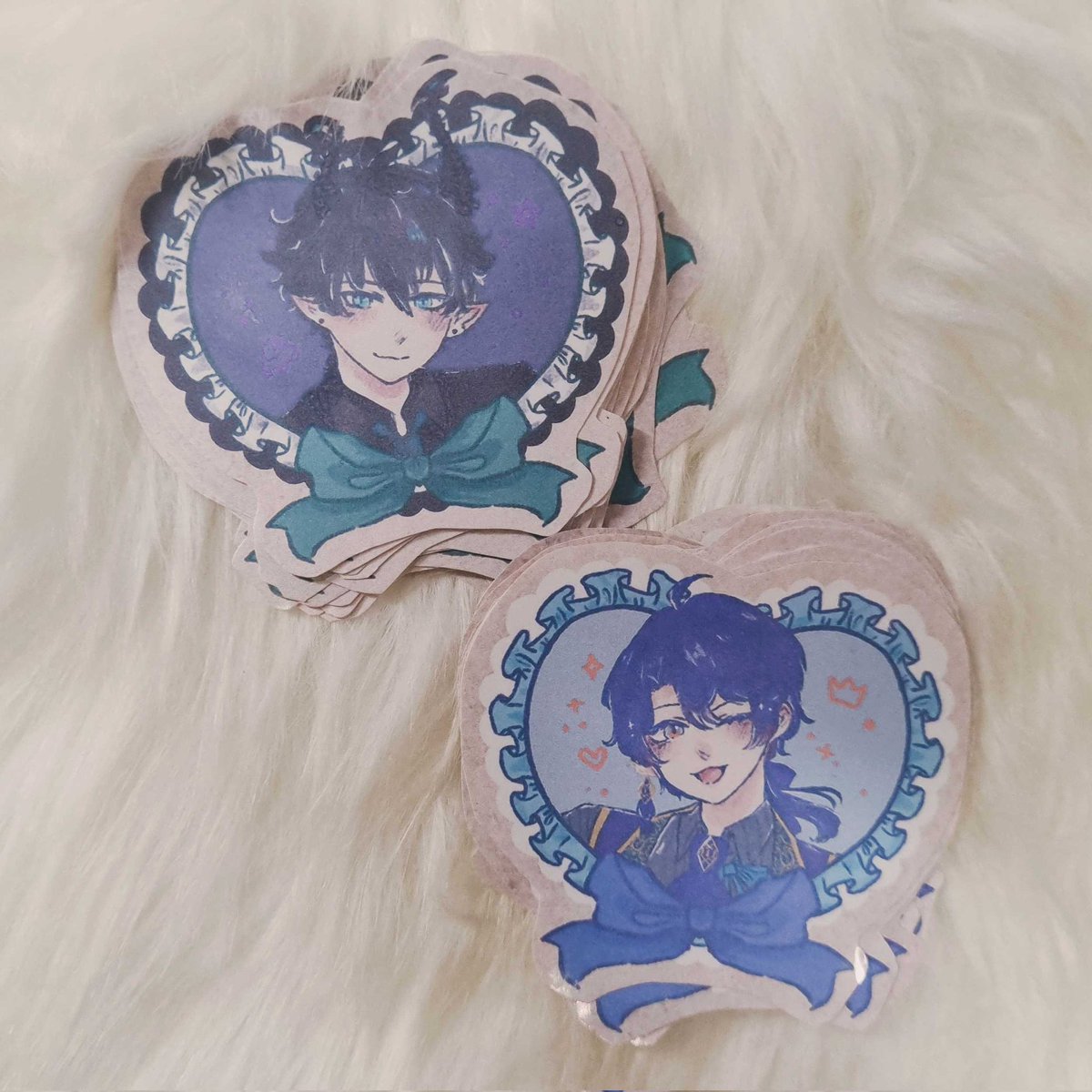 *｡･+ Giveaway +･｡*
#ZottoTouchdownTH #IrasshaiOujiTH
สวัสดีครับบ ริมะมีของไปแจกที่งาน 
Anime Event Thailand 4 ครับบ
มีไม่เยอะ เพราะปริ้นตัดเองที่บ้านครับ ;^;
(ขออภัยในความไม่โปร)

สามารถมารับได้ทุกคนเลยนะครับ!! ถ้าหาตัวไม่เจอ DMได้เลยครับ!