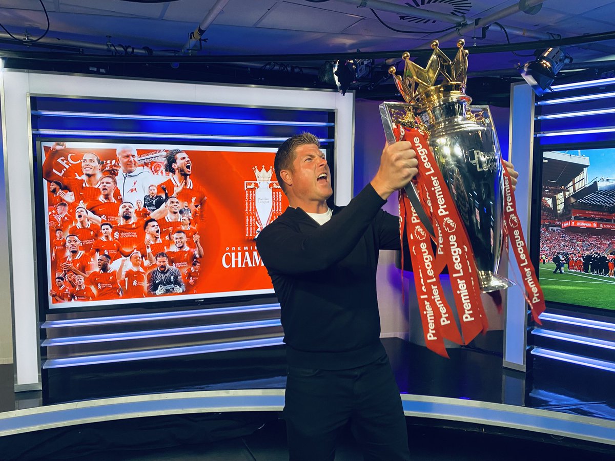 NeilMellor33's tweet photo. Lovely to meet you ๐#PLtrophy
Liverpool Premier League Champions 24/25 ๐ด๐ #LFC #Champions https://t.co/l00OzaTEyC