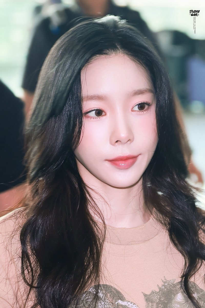 TaeNy_Bar's tweet image. 250530 
𝗳𝗮𝗰𝗲 𝗰𝗮𝗿𝗱🏦
#태연 #TAEYEON