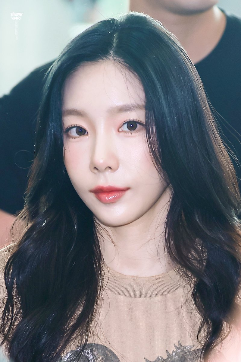 TaeNy_Bar's tweet image. 250530 
𝗳𝗮𝗰𝗲 𝗰𝗮𝗿𝗱🏦
#태연 #TAEYEON
