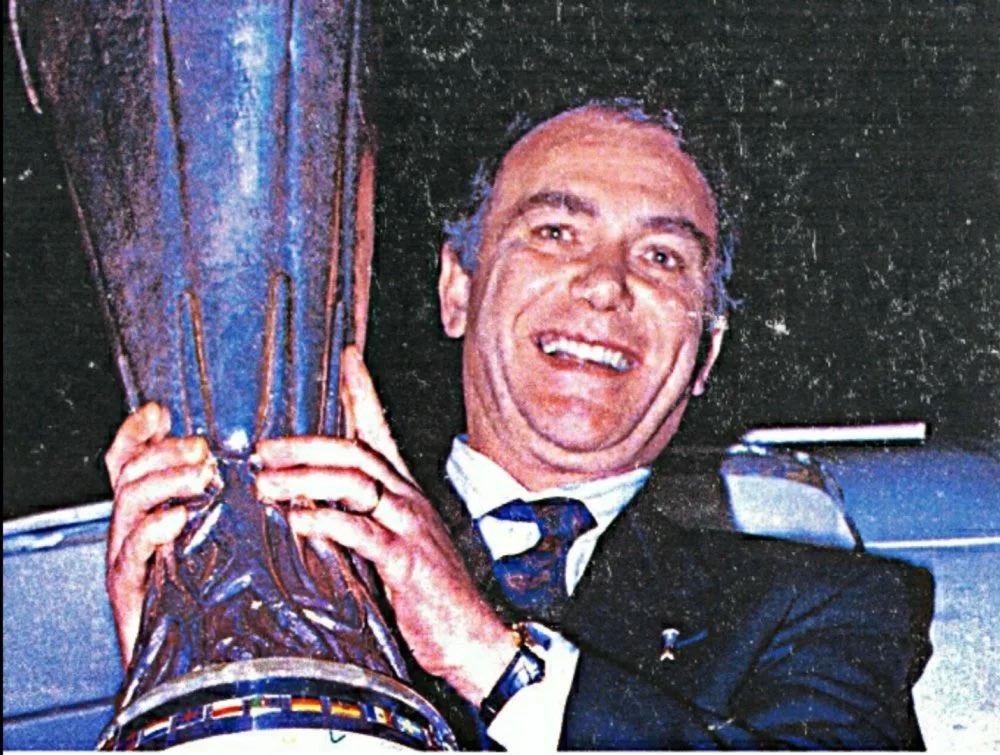 Vinciamola anche per Ernesto Pellegrini, il Presidente della nostra infanzia, della meravigliosa Inter dei Record. #PsgInter