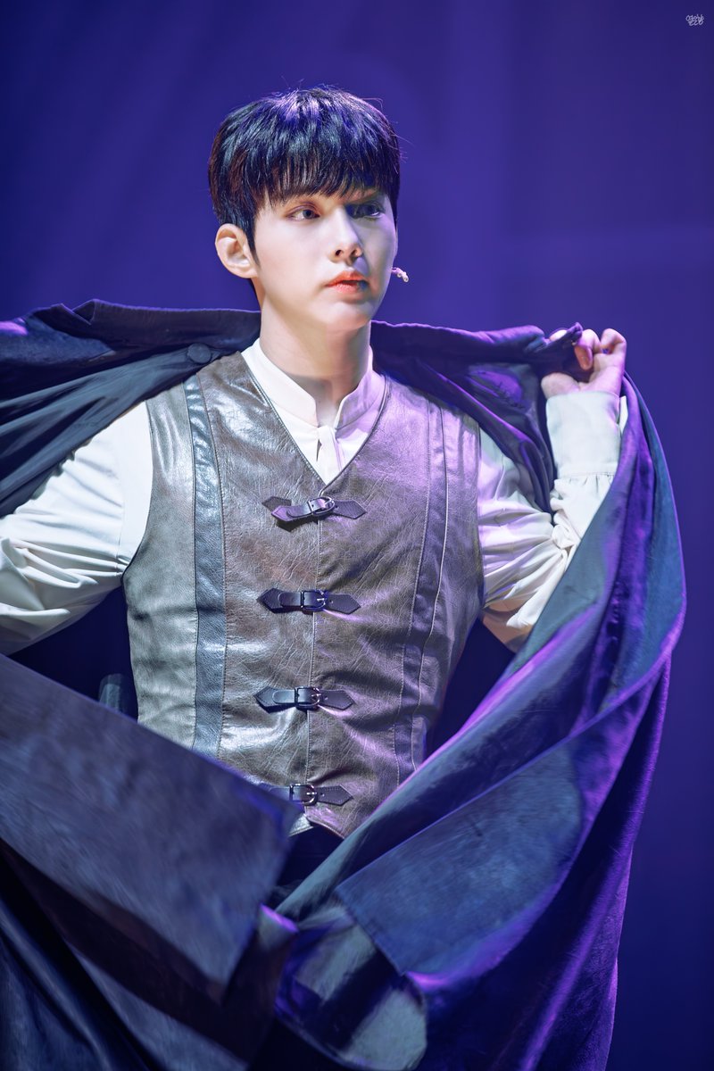 옅은향 tweet media