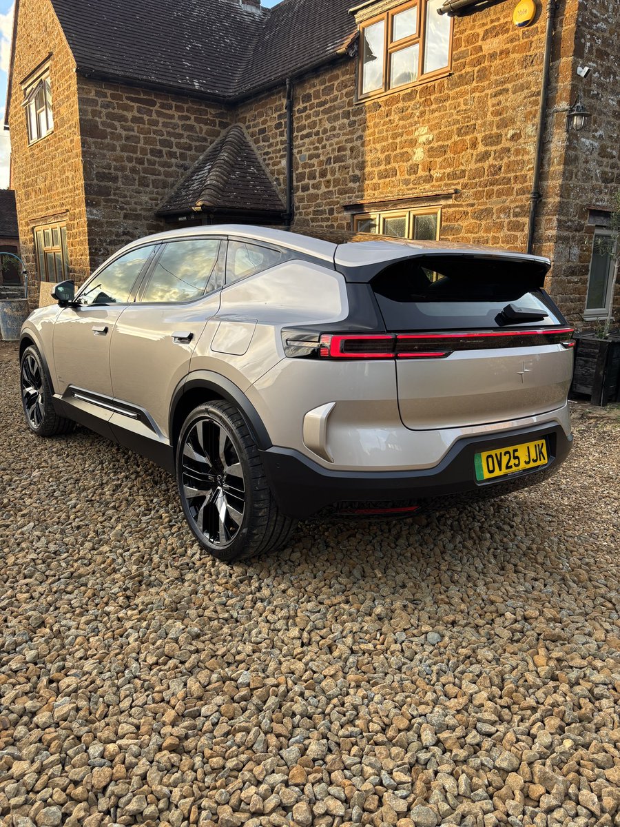 Absolutely love this spec #Polestar3