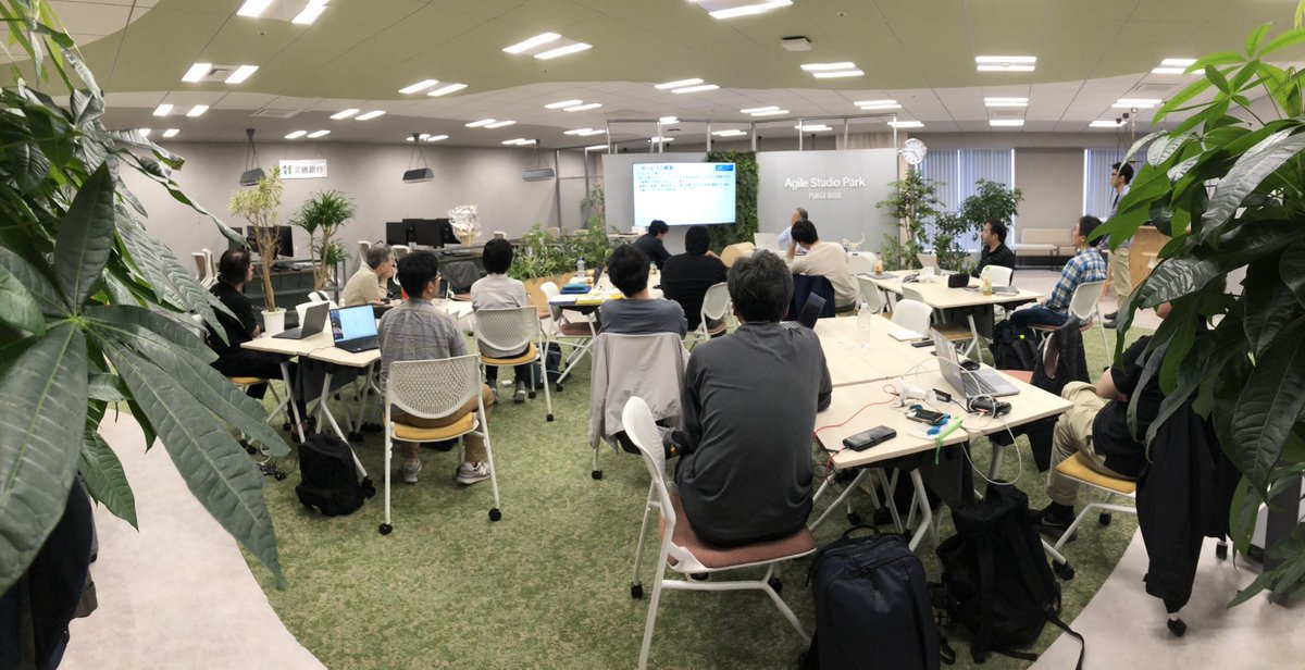 hiranabe's tweet image. 多数の箱庭とドローンのファンに集まって頂きました！ #toppers #agilestudio
バーチャルスカイ上野さんの、東尋坊ドローン遊覧の動画が圧巻でした。
hakoniwa.connpass.com/event/354325/