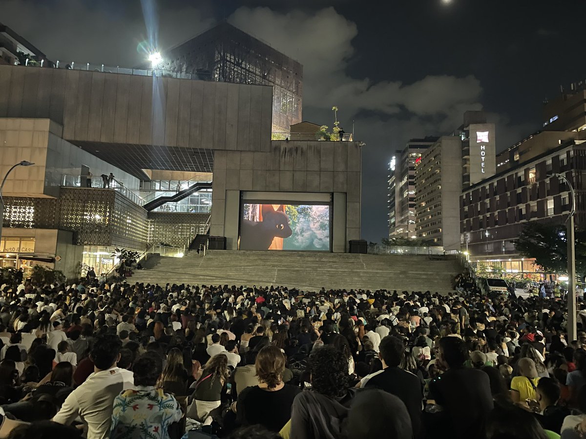 gintszilbalodis's tweet image. More than 6000 people watched Flow at @MAMMedellin in Colombia ❤️