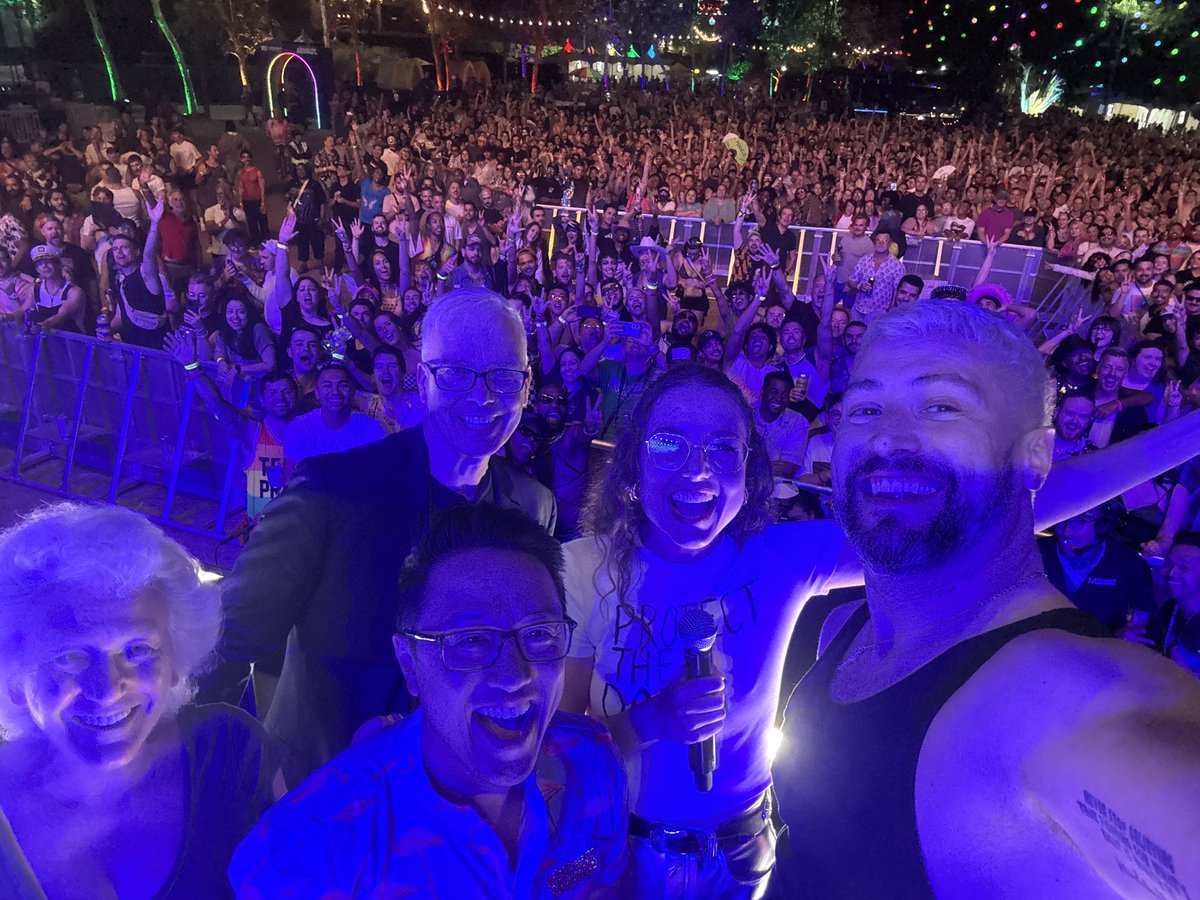 Happy #Pride West Hollywood! 🌈