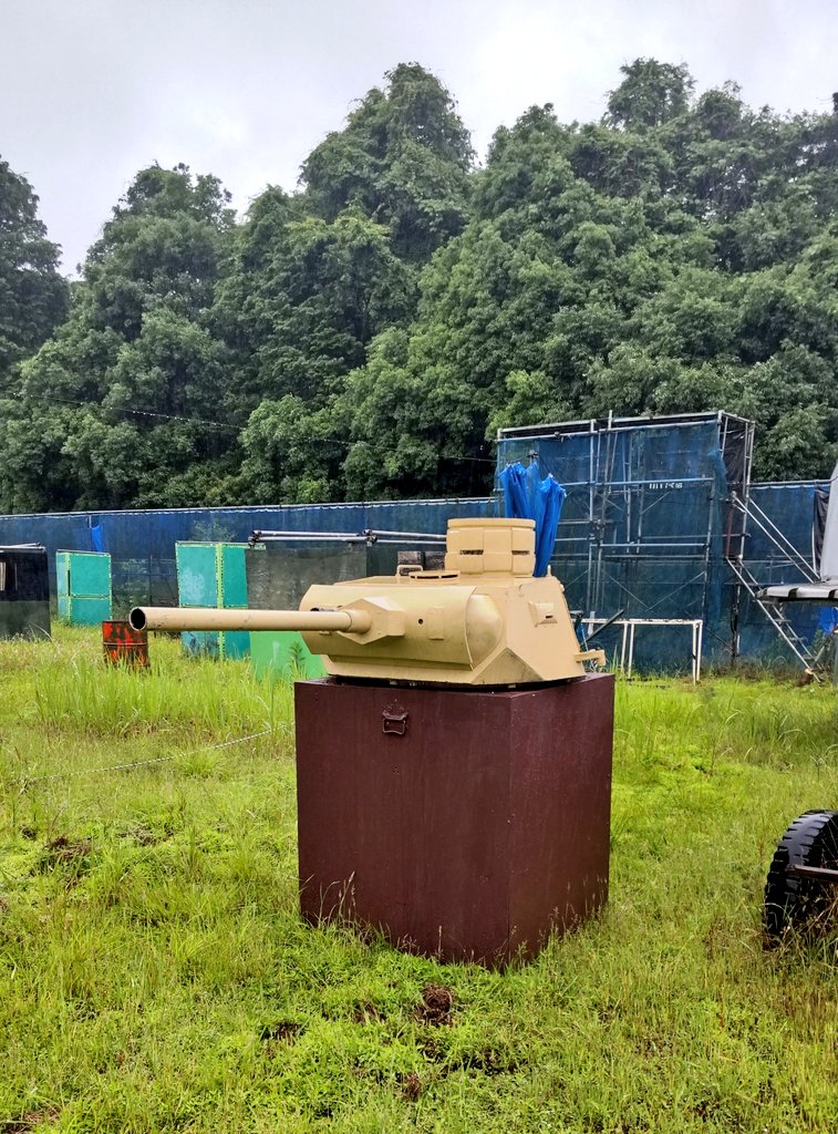 ＃無限復活祭
戦車は戦場に入った…