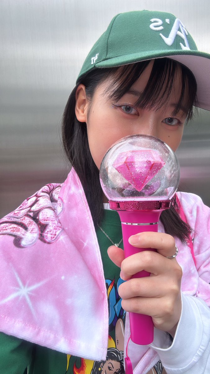 amechan5151's tweet photo. 2025.5.25
📍広島文化学園hbgホール
ちゃんみなLive
AREA OF DIAMOND3

ルビーは"勝負"を意味する宝石❤️
めちゃくちゃ最高でした😭👏✨💎
行けなかったみなさんに幸せのおすそ分け💞

#ちゃんみな 
#CHANMINA 
#広島文化学園HBGホール
#Live
#最高でした https://t.co/fP2XWrZJXV
