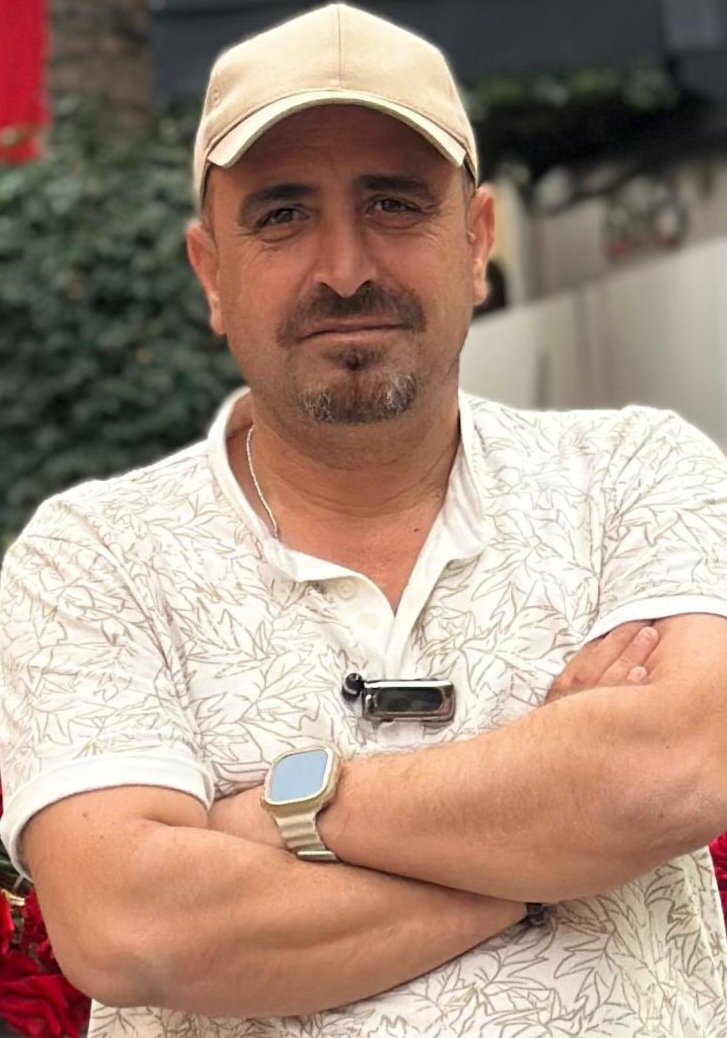 Yüreği Çocuk Rengi Çiçek
Kıblesi Vijdan Olan
İdeolojisi Sevgi Olan Ülkesi. Dünya
Ufku Evren Olan Nefreti  Savaş
Sevgisi Barış Irkı İnsan Olan
Tüm Canlıları Kayıran
İnsan Olan Herkese
🌺🌺 Merhaba 🌺🏵🌺🏵🌺🏵