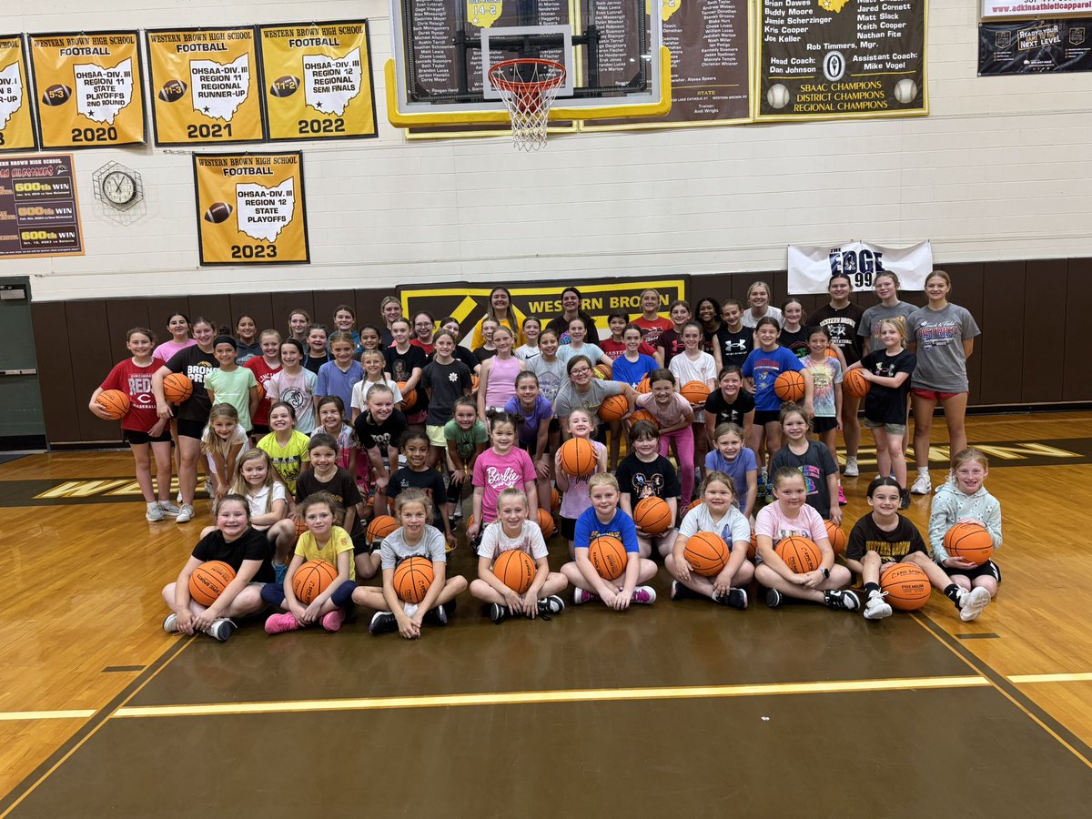That’s a wrap on The Broncos Girls Basketball Camp. That you to all that make our camp do great!🏀🏀🏀