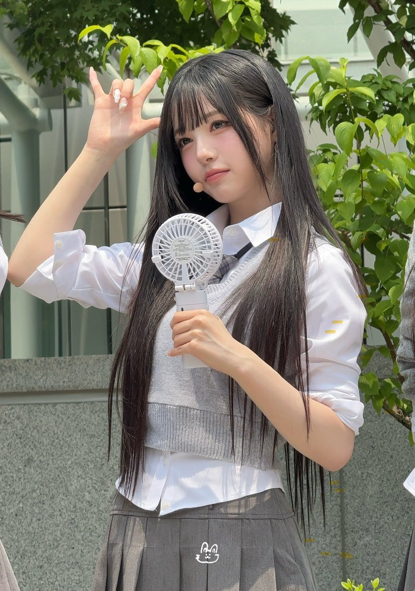 오늘 채원채원 자연광 아래서 ㄴㅁ 아름답도다 ｡｡｡