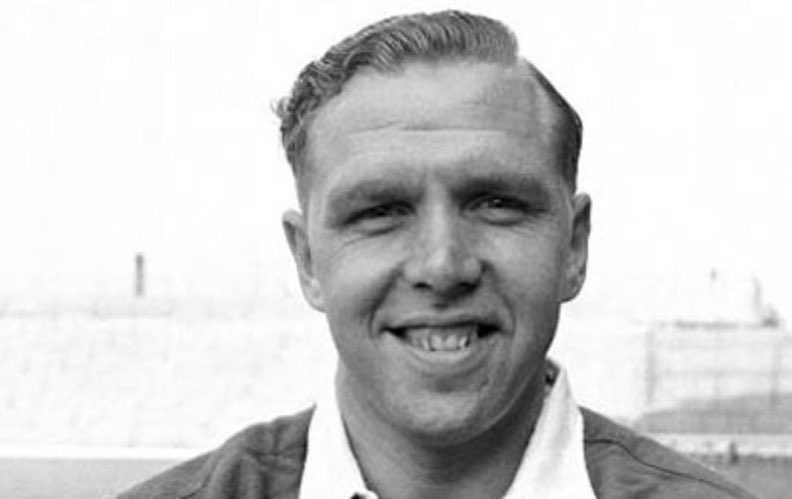 31 May 1937: First appearance of Lawrie Scott

The full back went on to spend over 14 years at Highbury, playing 126 matches  in north London.

Scott was part of the side that claimed the 1947/48 First Division title, as well as helping lift the 1950 FA Cup

<a href="/Arsenal/">Arsenal</a>