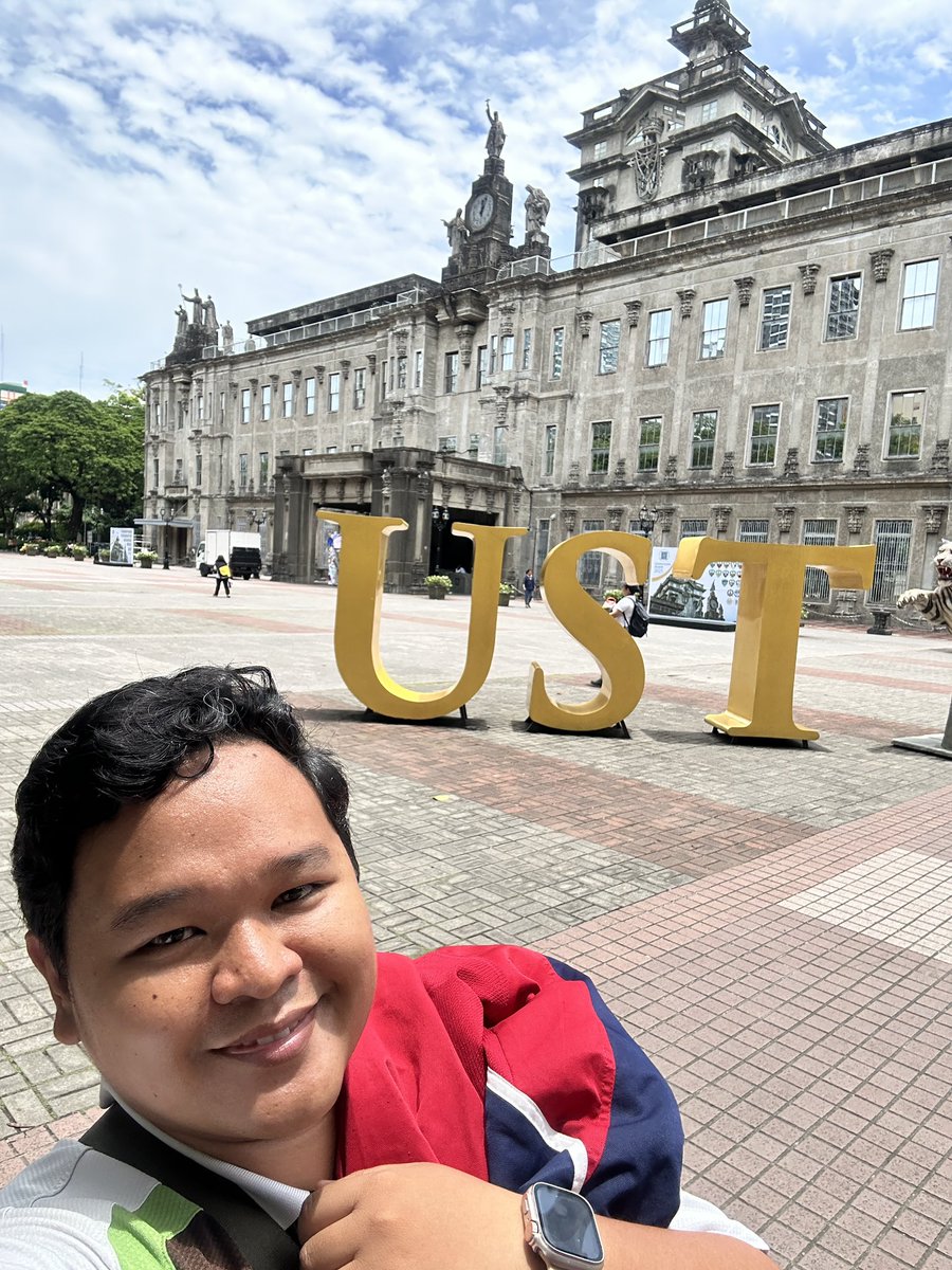 ncnraya's tweet photo. Komedya, nag exam. for diploma hahahahahahahahaha tawanan na lang natin ang mga eksena. https://t.co/spuOwCqGyf