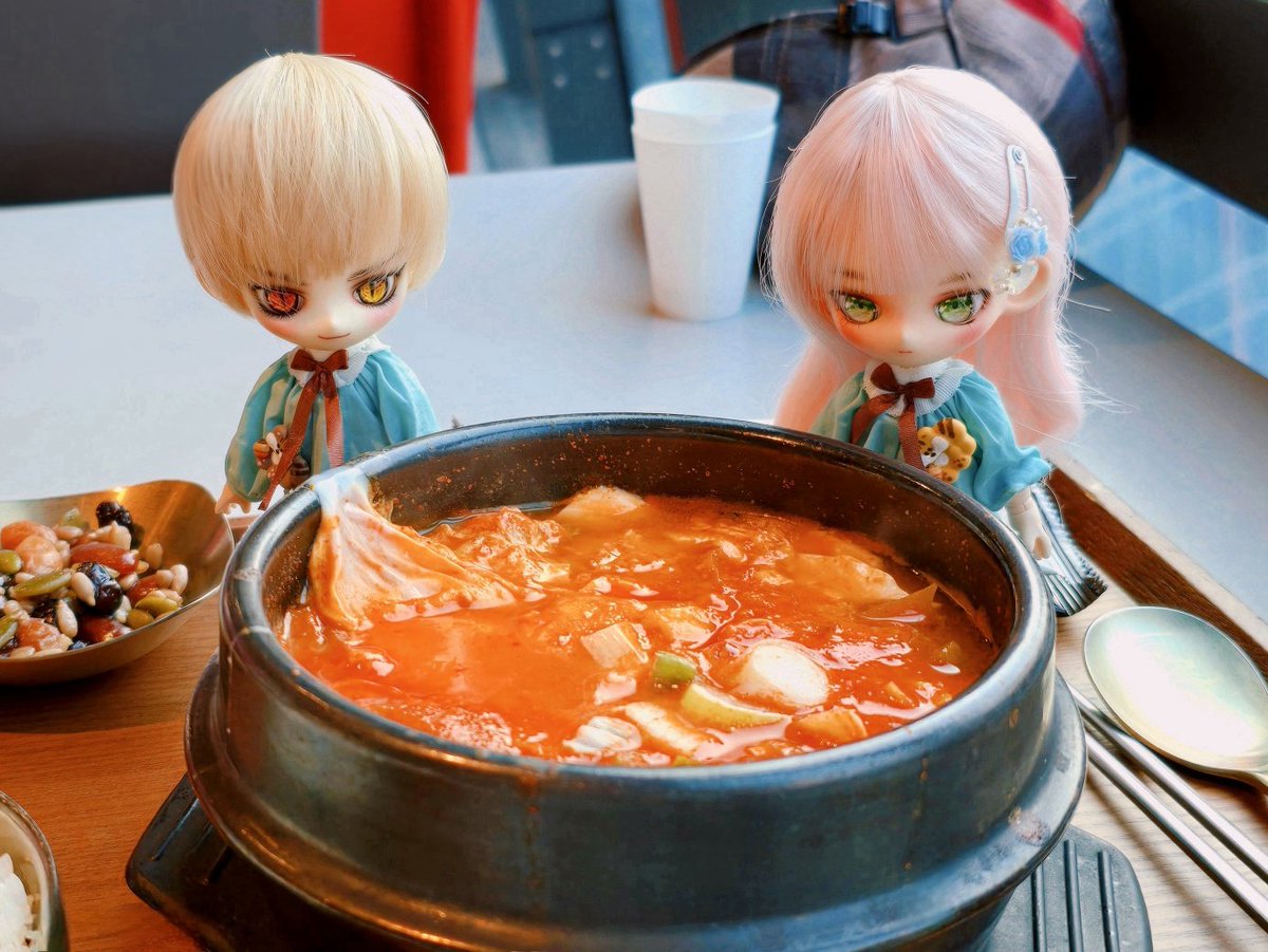 늦은 맛점!

#솜뭉치샵 #멍틀리에