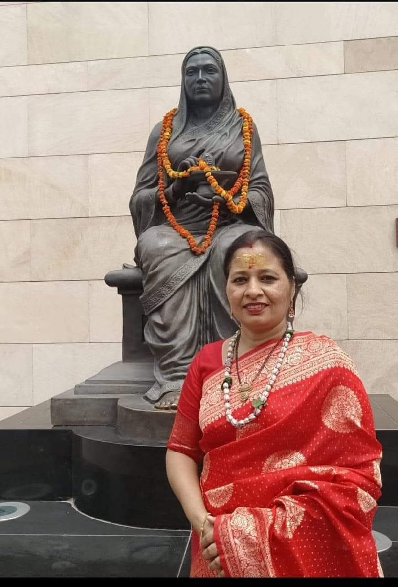 अहिल्यामाता ने अपनी दूरदर्शिता और कुशल प्रशासन से सबल और समृद्ध शासन का निर्माण किया।– सरदार वल्लभभाई पटेल
#मैं_भी_अहिल्या #vskmalwa