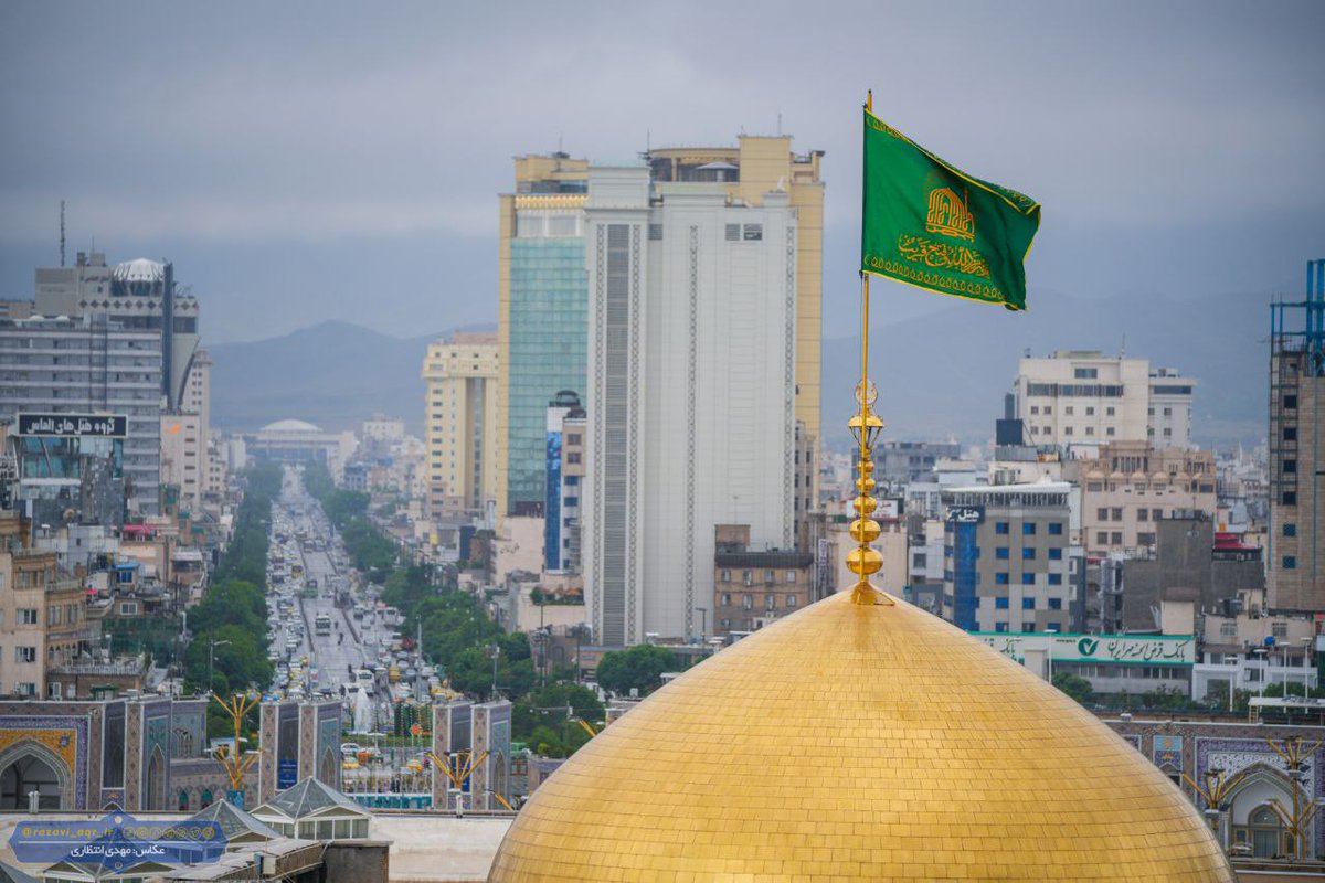 #وقت_سلام

با تو تهی از غم، پر از احساسِ عجیبم
بی تو وسطِ شهر خودم نیز غریبم

با یک سلام زائر آقا شوید✋