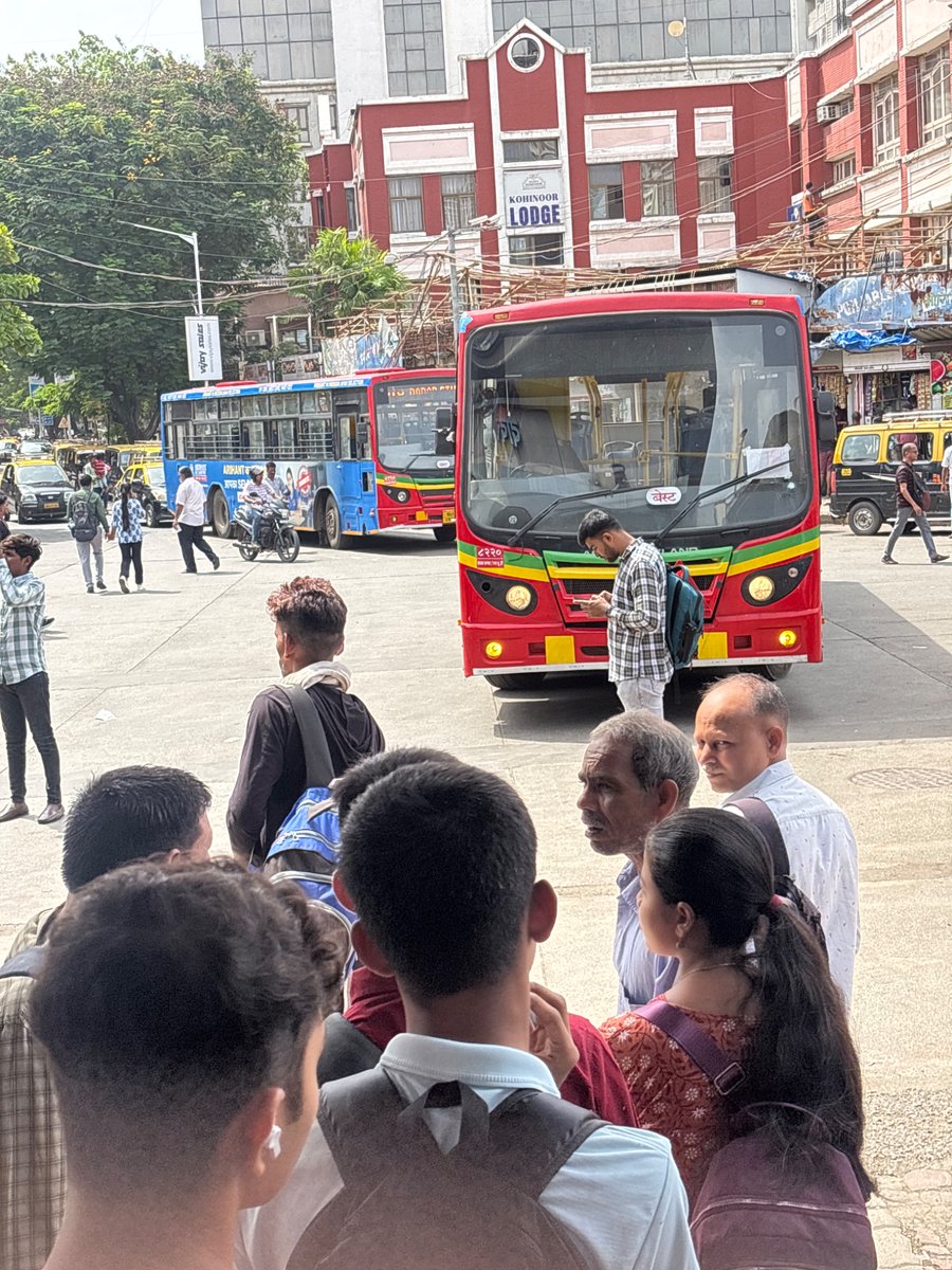 Don Quxotes ♨️ (@domperidone_tab) on Twitter photo Simultaneously 3-4 same buses with number 217 and 218 but not a single fycking 64 bus. Worst management by <a href="/mybmc/">माझी Mumbai, आपली BMC</a> <a href="/myBESTBus/">BEST Bus Transport</a> Simultaneously 3-4 same buses with number 217 and 218 but not a single fycking 64 bus. Worst management by <a href="/mybmc/">माझी Mumbai, आपली BMC</a> <a href="/myBESTBus/">BEST Bus Transport</a>