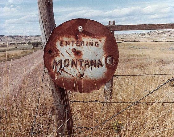 SignEffectz's tweet image. Rustic charm meets the open road! This weathered "Entering Montana" sign, with its faded paint and rusty edges, tells a story of past journeys &amp;amp; rugged beauty. Got vintage road sign images? Share 'em! #Montana #RoadTrip #RusticSigns #BigSkyCountry #TheArtOfSigns