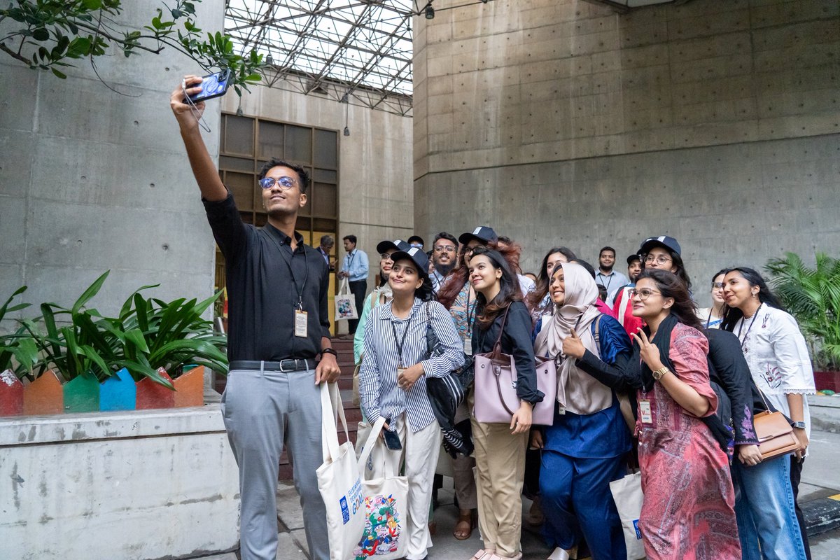 UNDP Bangladesh (@undp_bd) on Twitter photo We proudly welcome 35+ bright students as our new <a href="/UNDP/">UN Development</a> 🇧🇩 Student Ambassadors! Selected from over 1000 applicants, they’ll champion the #SDGs on campuses across #Bangladesh, driving action, inspiring peers, and shaping a better future.
Read more: t.ly/oWebI We proudly welcome 35+ bright students as our new <a href="/UNDP/">UN Development</a> 🇧🇩 Student Ambassadors! Selected from over 1000 applicants, they’ll champion the #SDGs on campuses across #Bangladesh, driving action, inspiring peers, and shaping a better future.
Read more: t.ly/oWebI