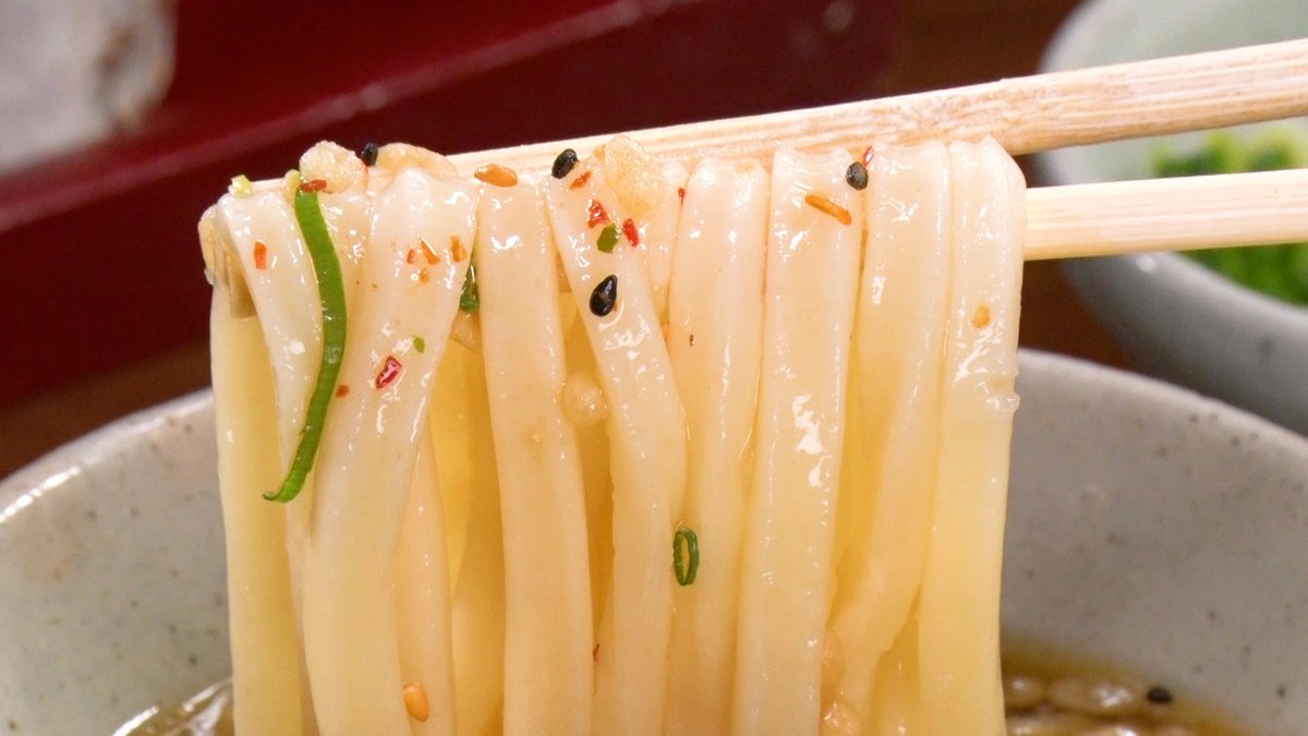 admati_official's tweet image. 今夜９時の #アド街 は
#根津 に出没

のんびりムードの #路地裏 を探検
可愛くて美味しいお店が見つかりました

#井ノ原快彦
#高橋一生 #市川紗椰