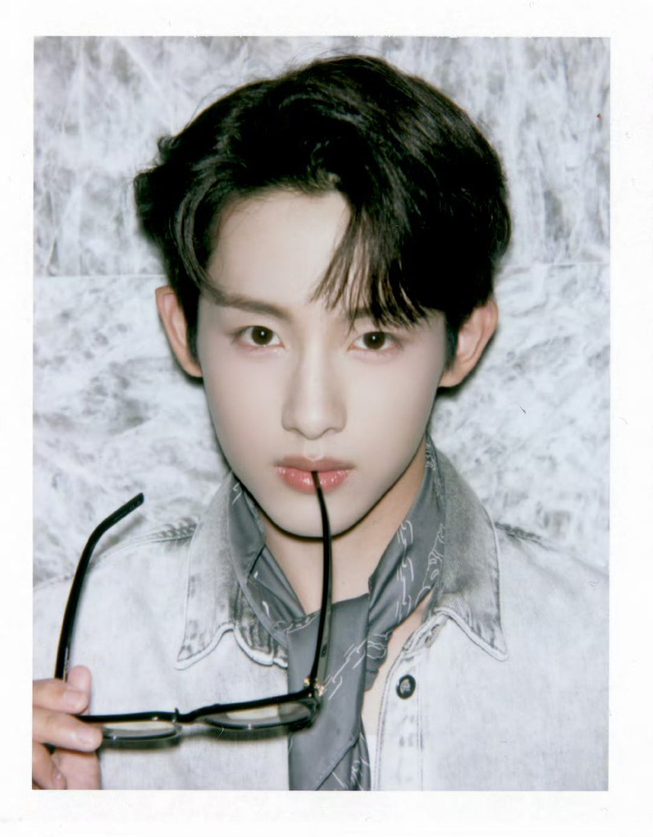 요정 tweet media
