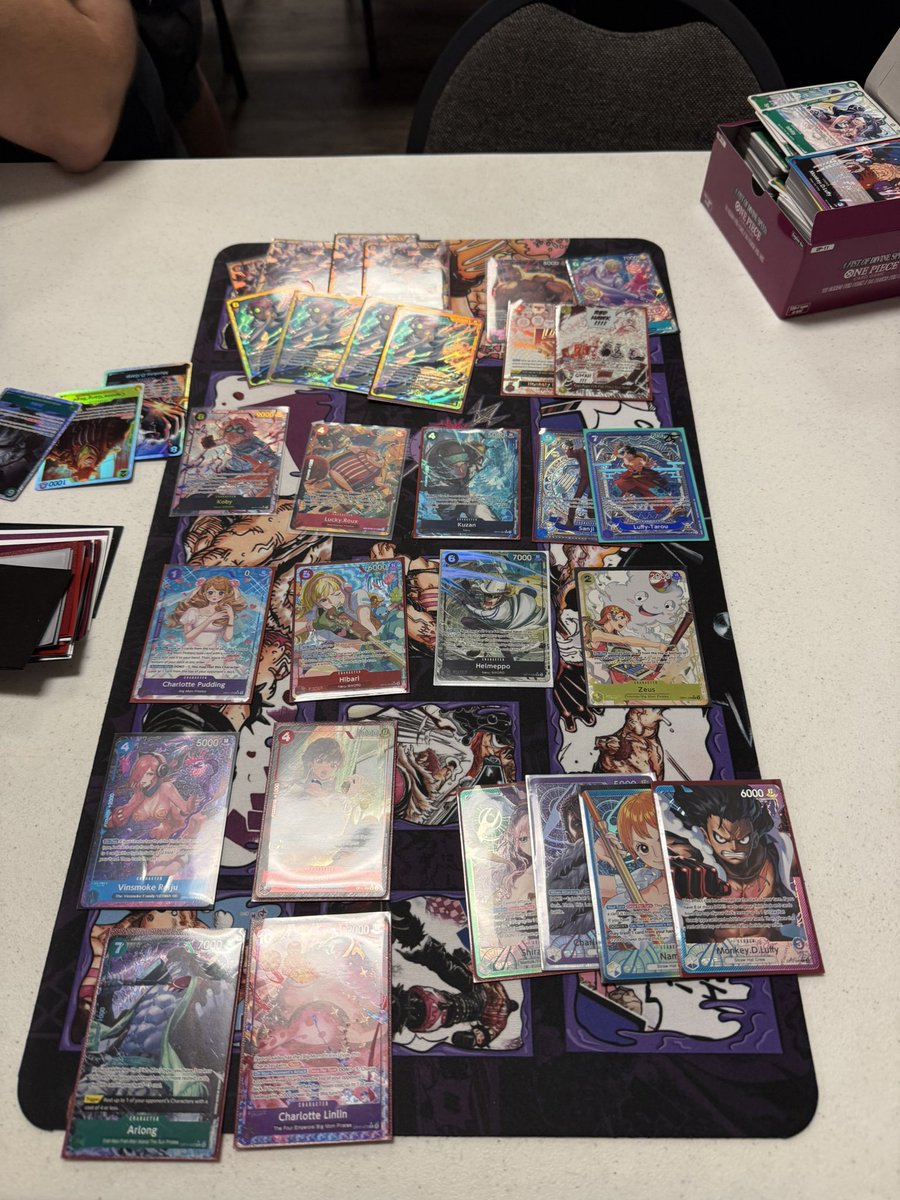 Dzrael_OPTCG's tweet image. My first case experience. It was interesting but so fun too! Good time with my girlfriend and good friend opened with me. 🤗

Here result from case.