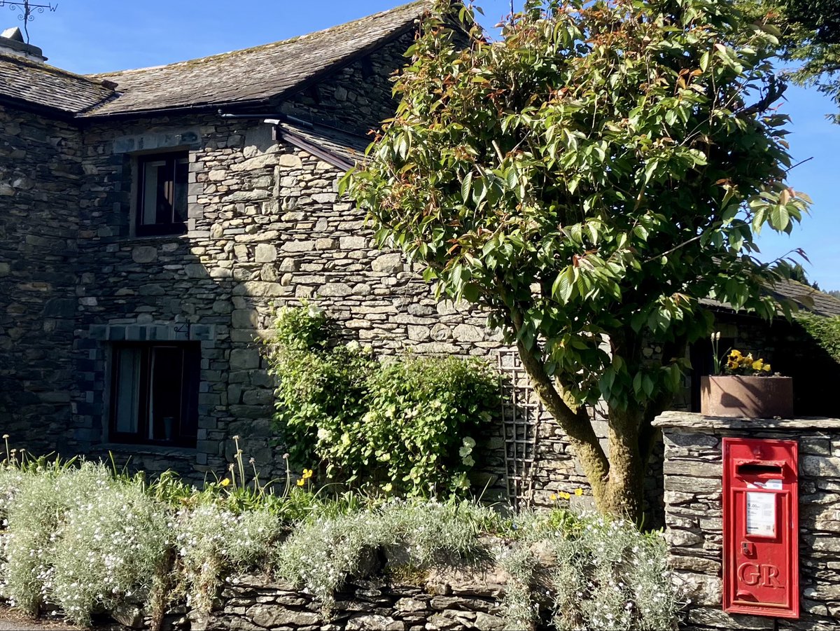 #PostboxSaturday
Near Sawrey, Lake District
I’d like to think that Beatrix Potter used this postbox 🙂