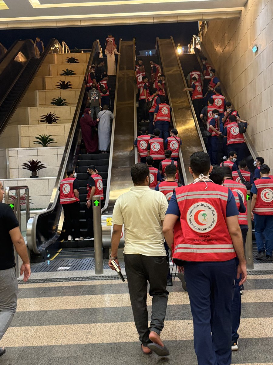 Alwaleed Almouzan tweet media