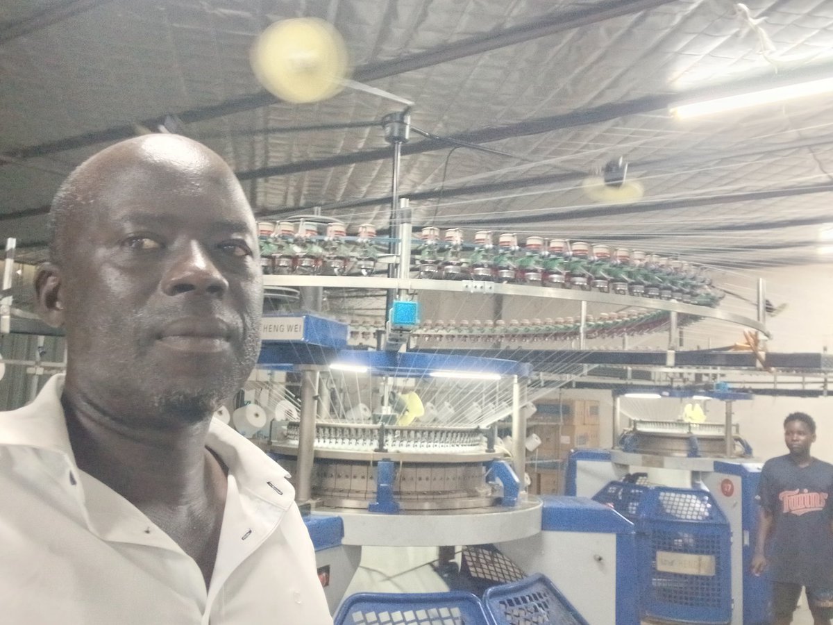 OttoSam50178310's tweet photo. Yesterday i visited Kapeka Industrial Park.
What Gen.Saleh has done there is unbelievable .
Uganda is manufacturing ;tiles  clothings,bags etc. some for export. Over 2000 youths are employed there the lowest earning 400,000
 Saleh has moved from politics to political economics https://t.co/vfUBKSrGHH