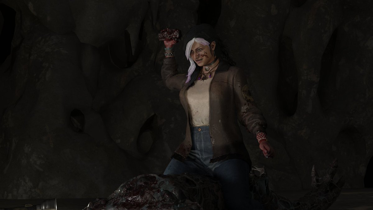 Yui_simp02's tweet image. Haddie Kaur | Tome 6

&quot;She ventures to India to investigate a massacre in a cave called the Valley of Evil Eyes.
In the cave, she fights a grotesque monster, without hesitation she smashed the slab over its head until there was nothing left but a sticky, warm pulp&quot;