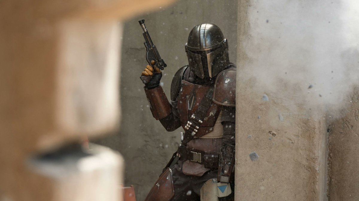 ComplexPop's tweet photo. Thinking about Pedro Pascal as Din Djarin in 'THE MANDALORIAN' 💫 https://t.co/8tKRDbBw6e